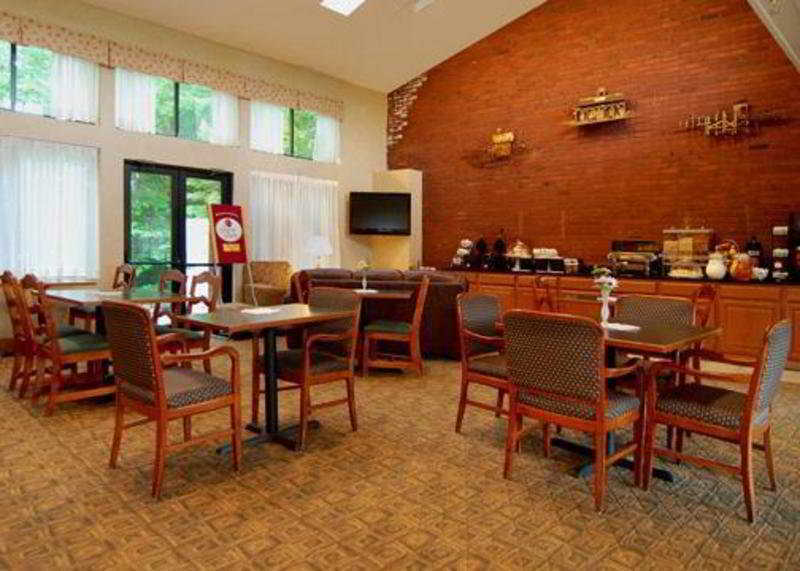 Comfort Suites South Burlington Near University Exteriér fotografie