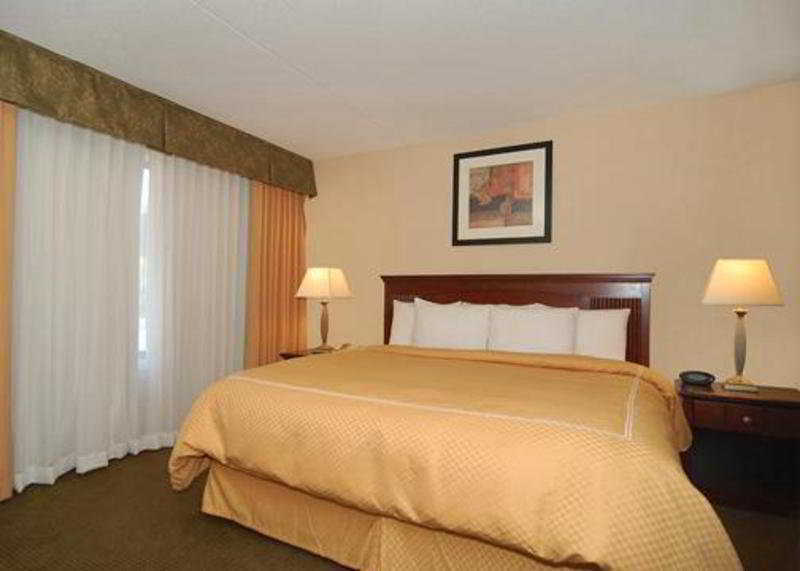 Comfort Suites South Burlington Near University Exteriér fotografie
