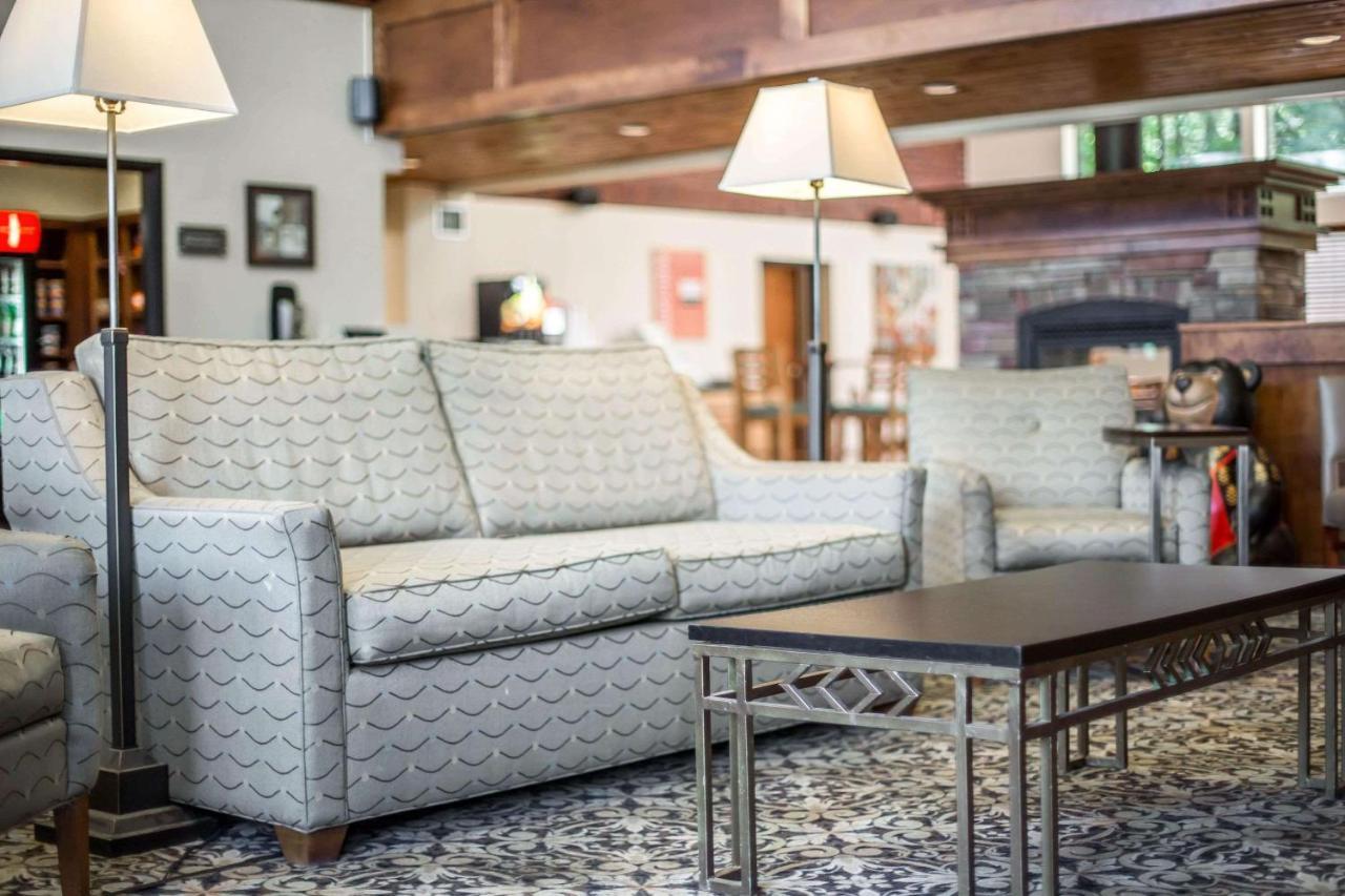 Comfort Suites South Burlington Near University Exteriér fotografie