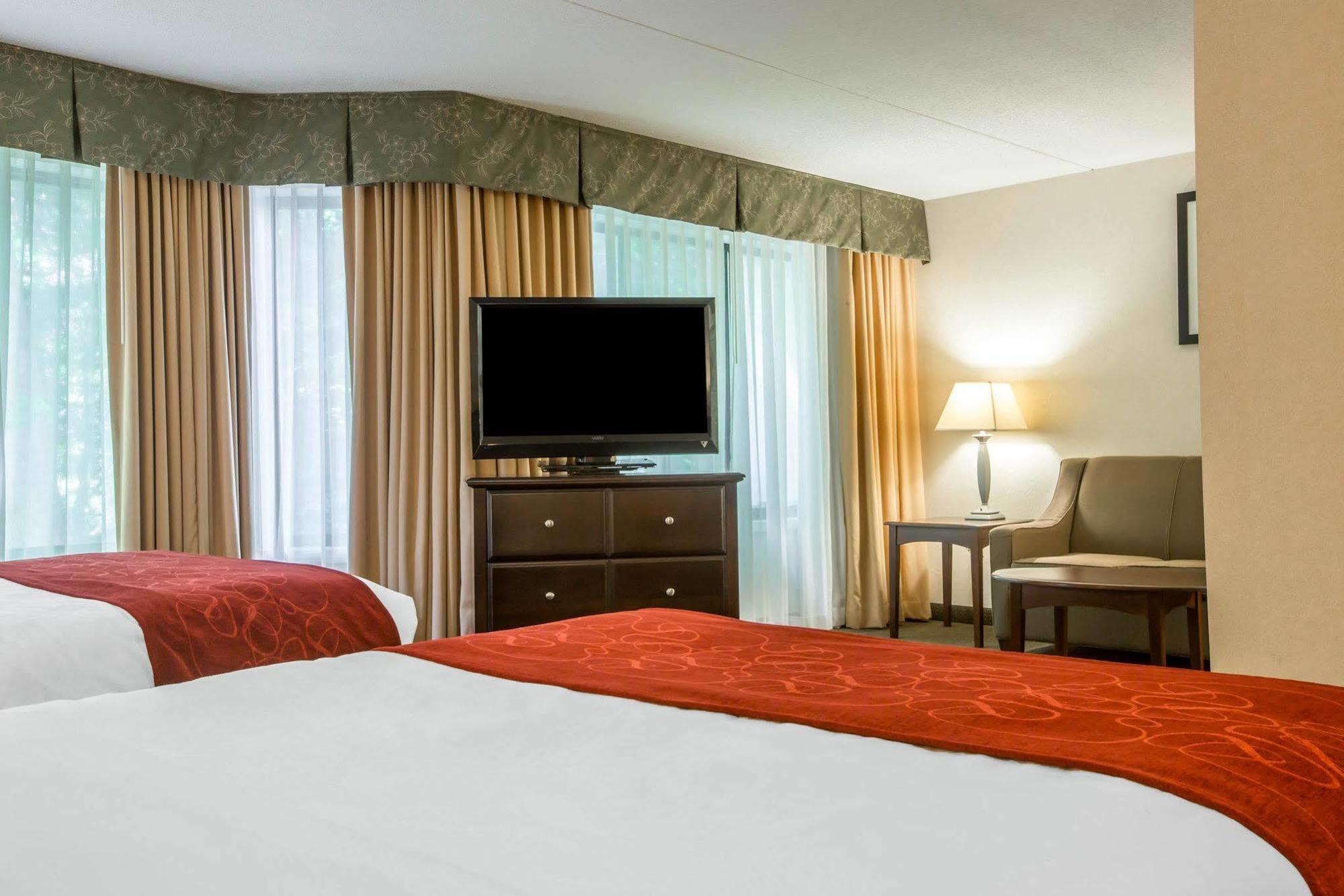 Comfort Suites South Burlington Near University Exteriér fotografie